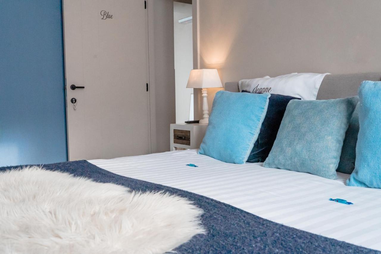 Jeanne Bed & Breakfast นิวว์ปอร์ท ภายนอก รูปภาพ