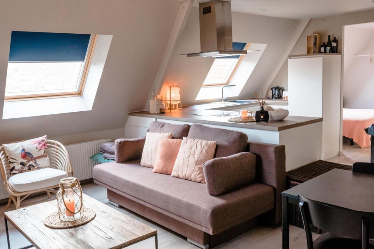 Jeanne Bed & Breakfast นิวว์ปอร์ท ภายนอก รูปภาพ