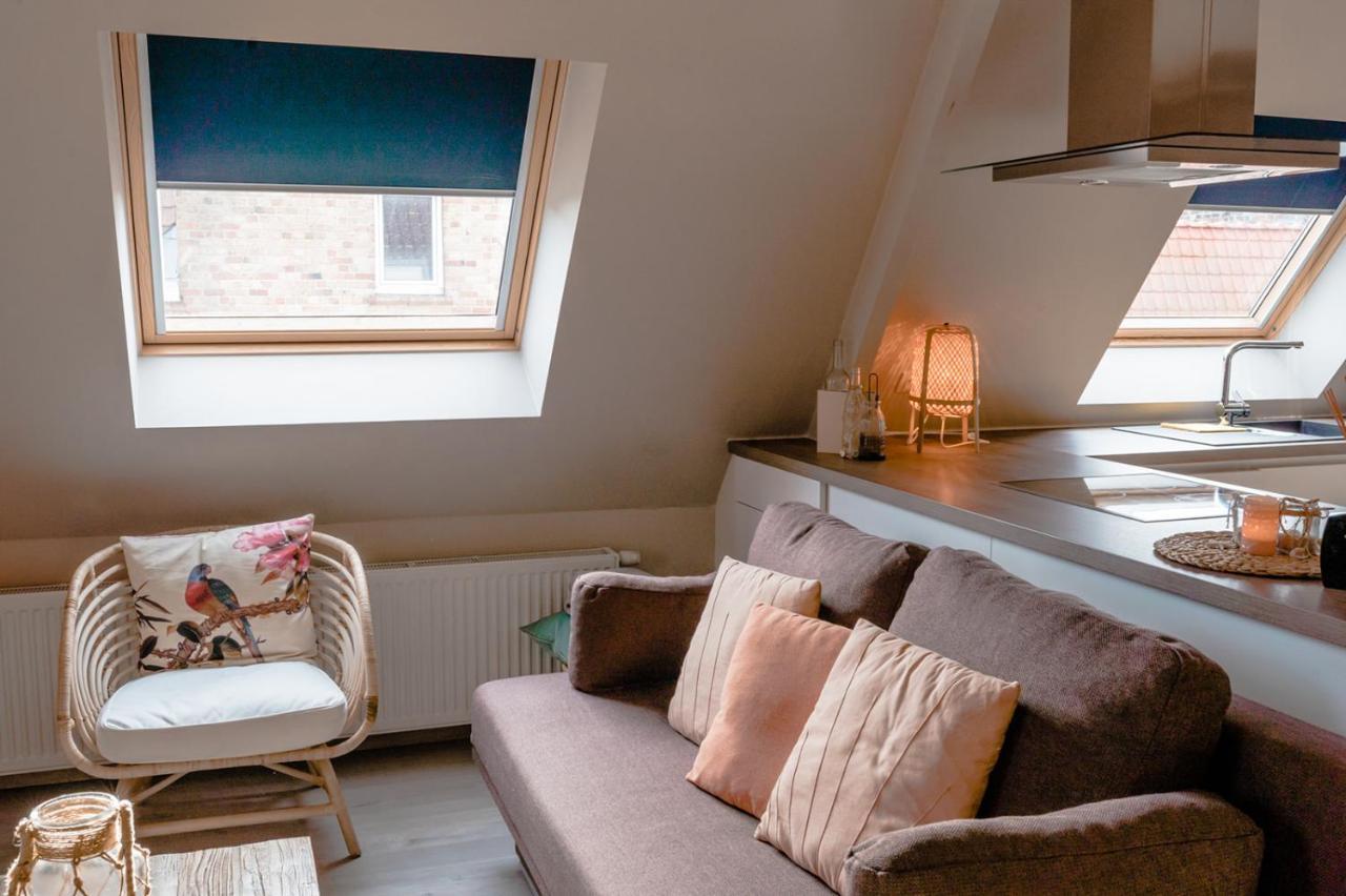 Jeanne Bed & Breakfast นิวว์ปอร์ท ภายนอก รูปภาพ